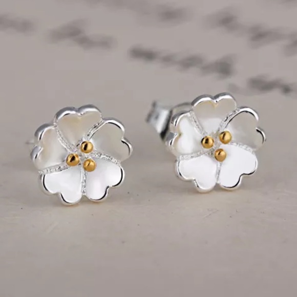 🌼Last 1🌼Flower 925 Sterling Silver Stud Earrings - Picture 3 of 7